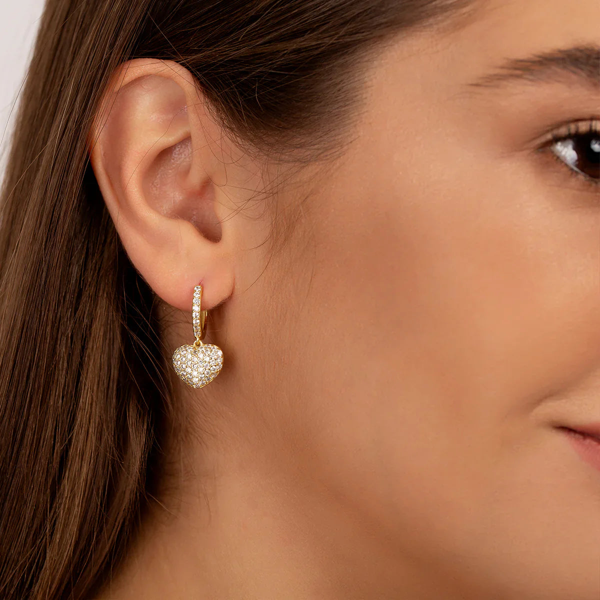 Vioraia The Hills Heart Pendant Earrings