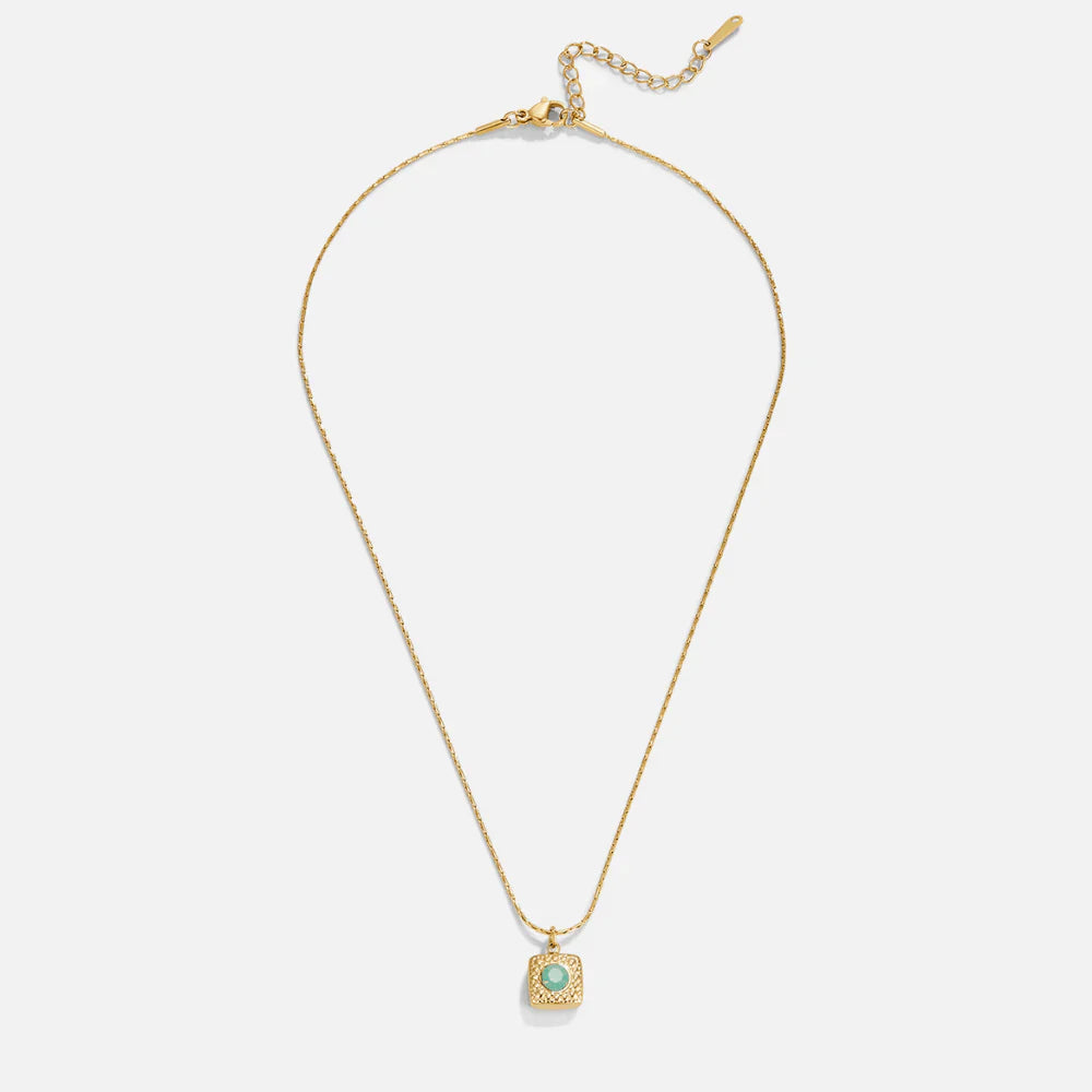 Vioraia Lara Vintage Gold Necklace