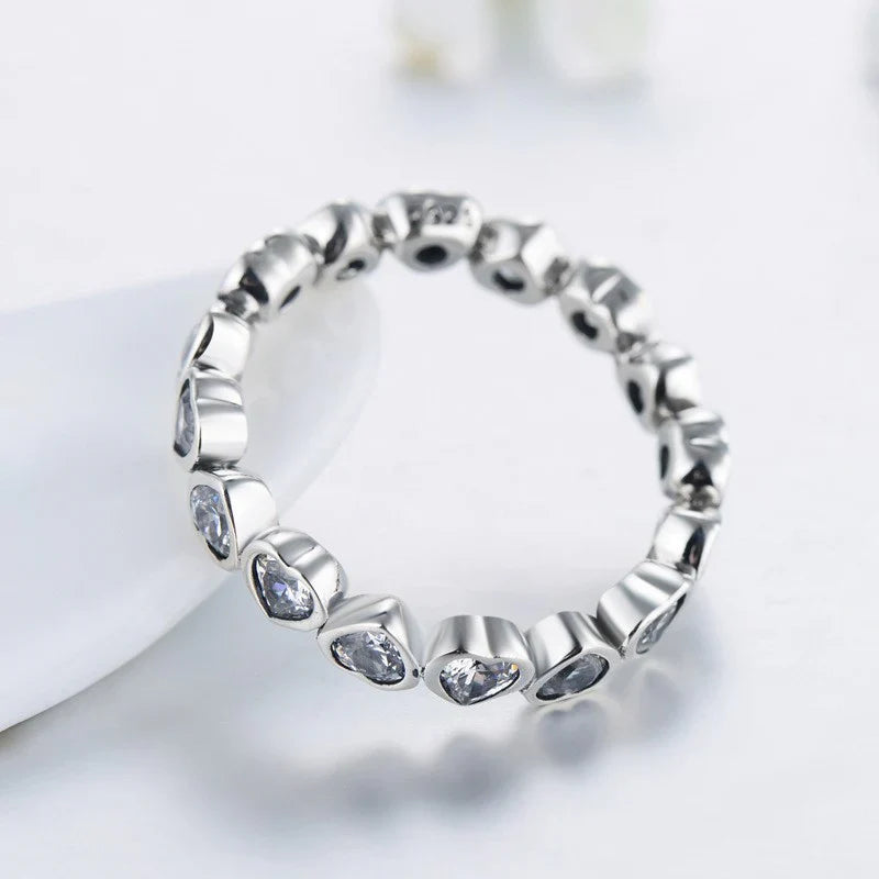 Vioraia Darling Devotion Ring