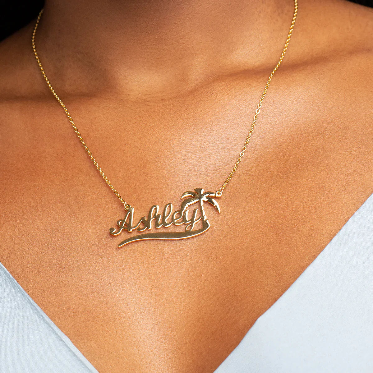 Vioraia Tropical Name Necklace