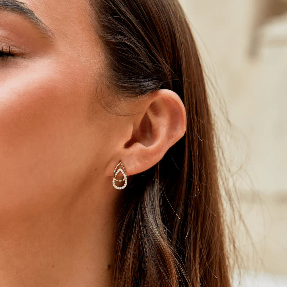 Vioraia Mara Teardrop Link Earrings