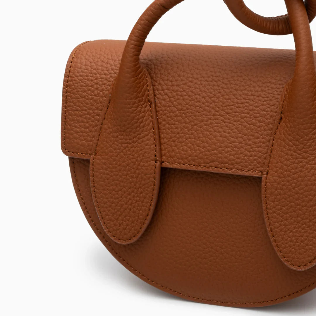 Vioraia Arden Saddle Crossbody Bag
