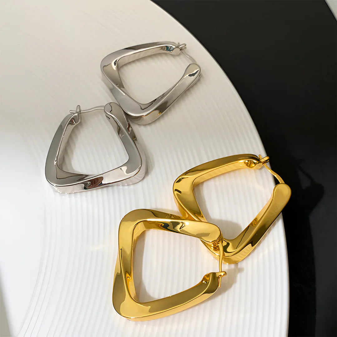 Vioraia Sierra Wave Hoop Earrings