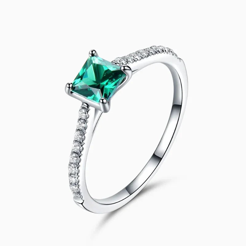 Vioraia Earnest Ring