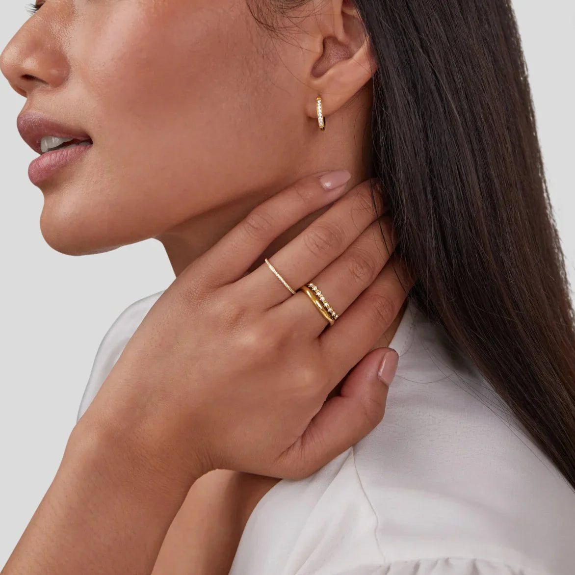 Vioraia Eternity 18K Crystal Ring