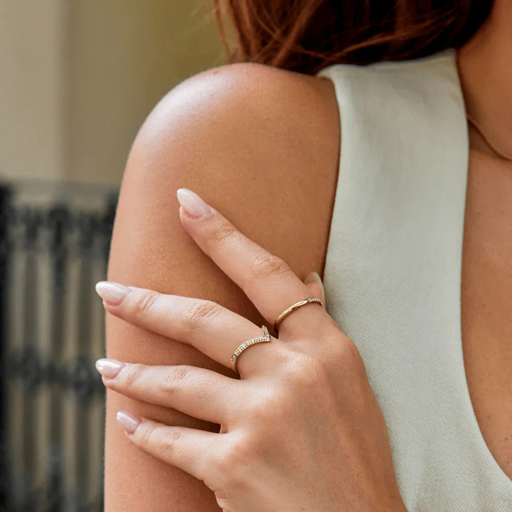 Vioraia Eternity Crown Crystal Ring