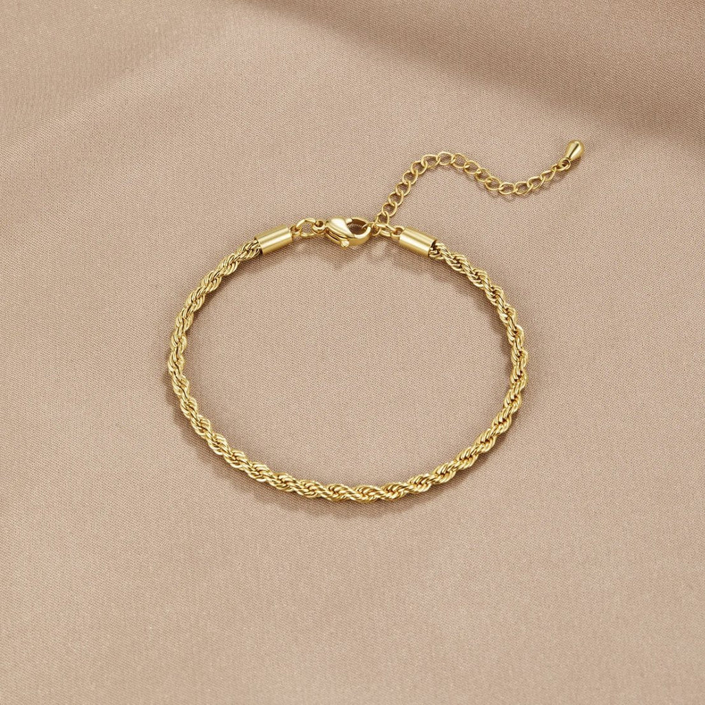 Vioraia Twisted 18K Gold Bracelet