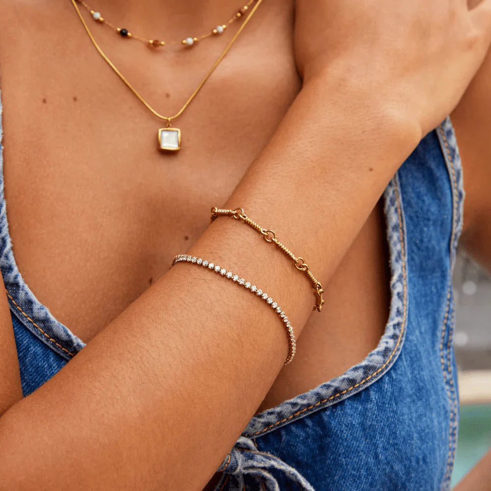 Vioraia Cordelia Gold Tennis Bracelet