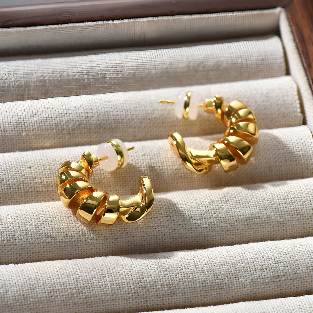 Vioraia Natalie Spiral Hoop Earrings