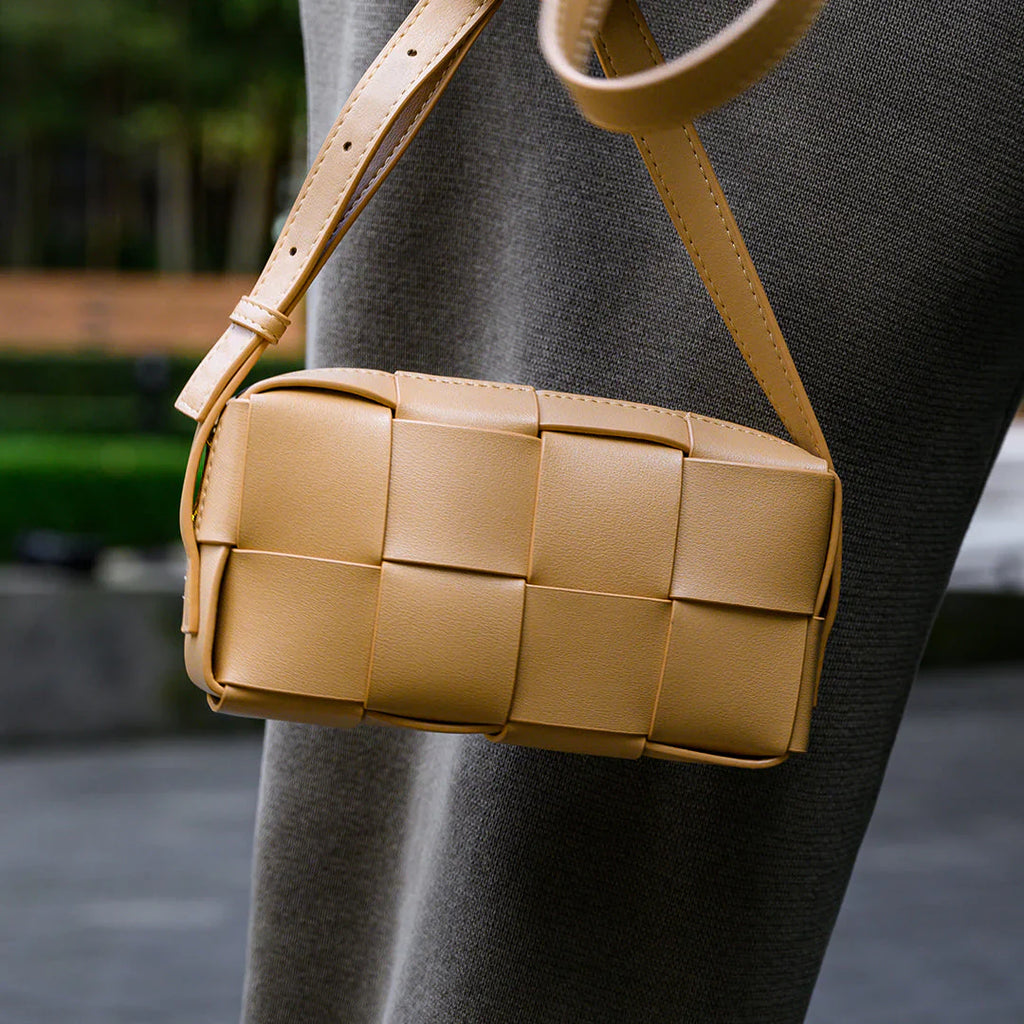 Vioraia Helene Shoulder Bag