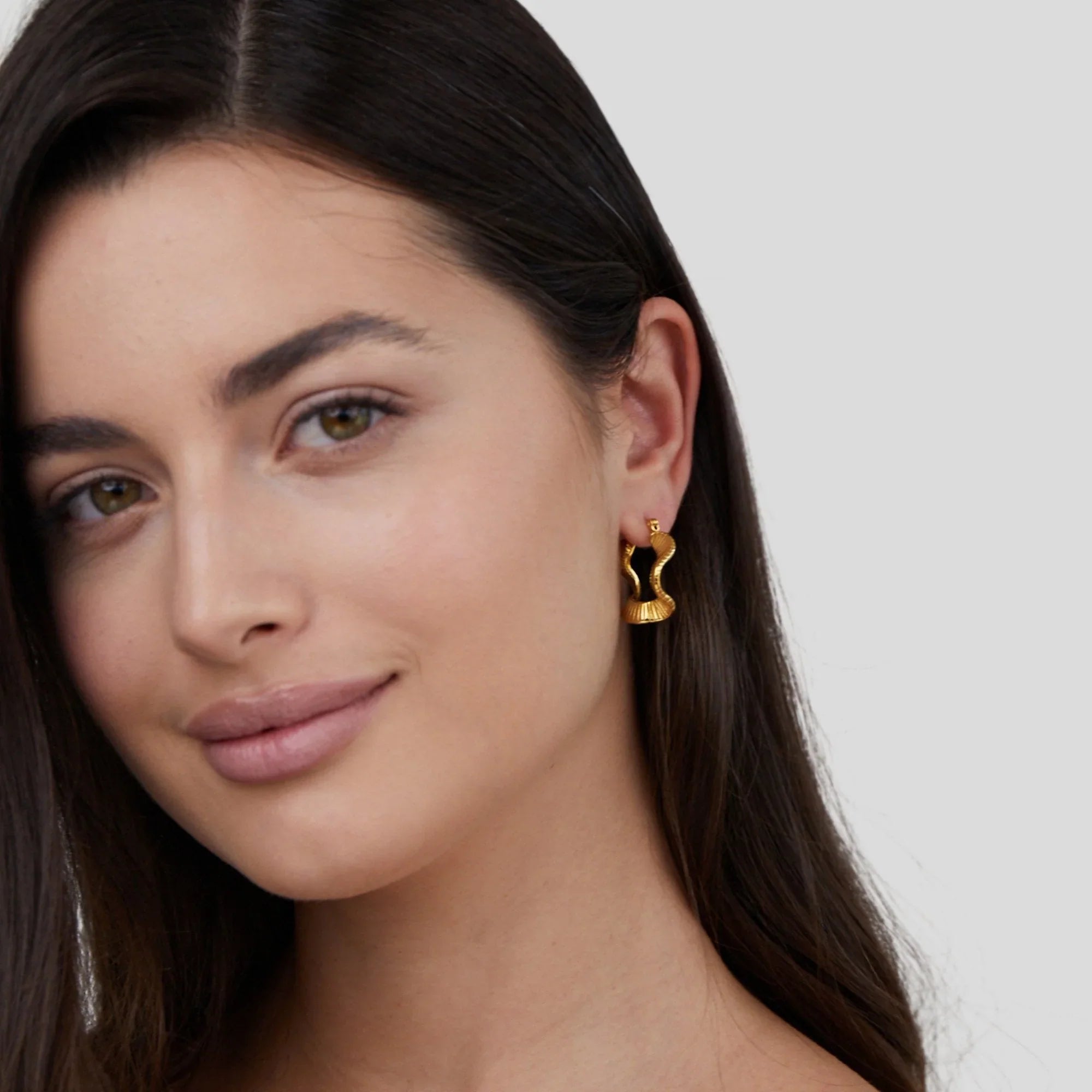 Vioraia Geometric Wave Gold Hoop Earrings