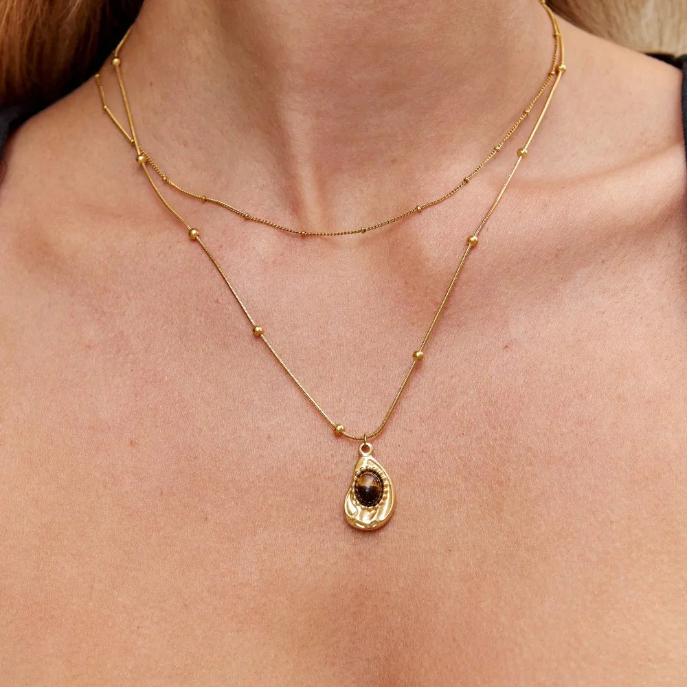 Vioraia Tiger Stone Pendant Necklace