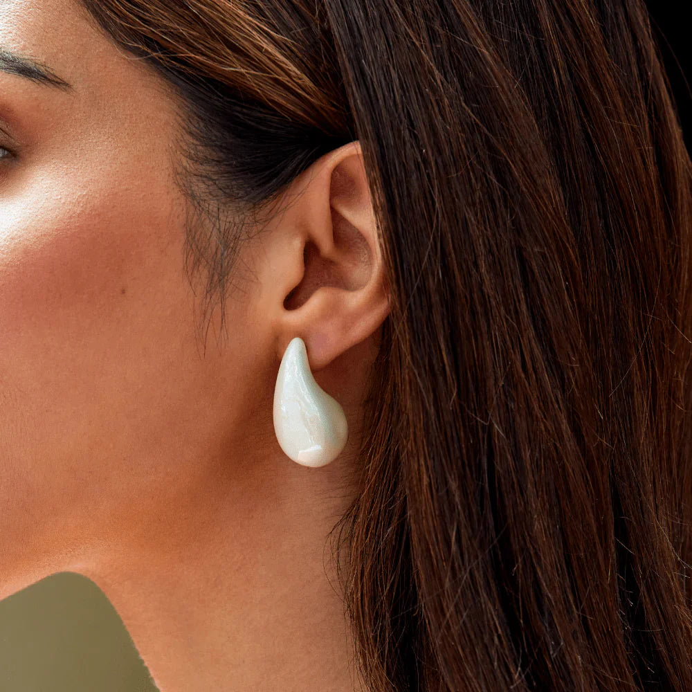 Vioraia Elena Pearl Teardrop Earrings
