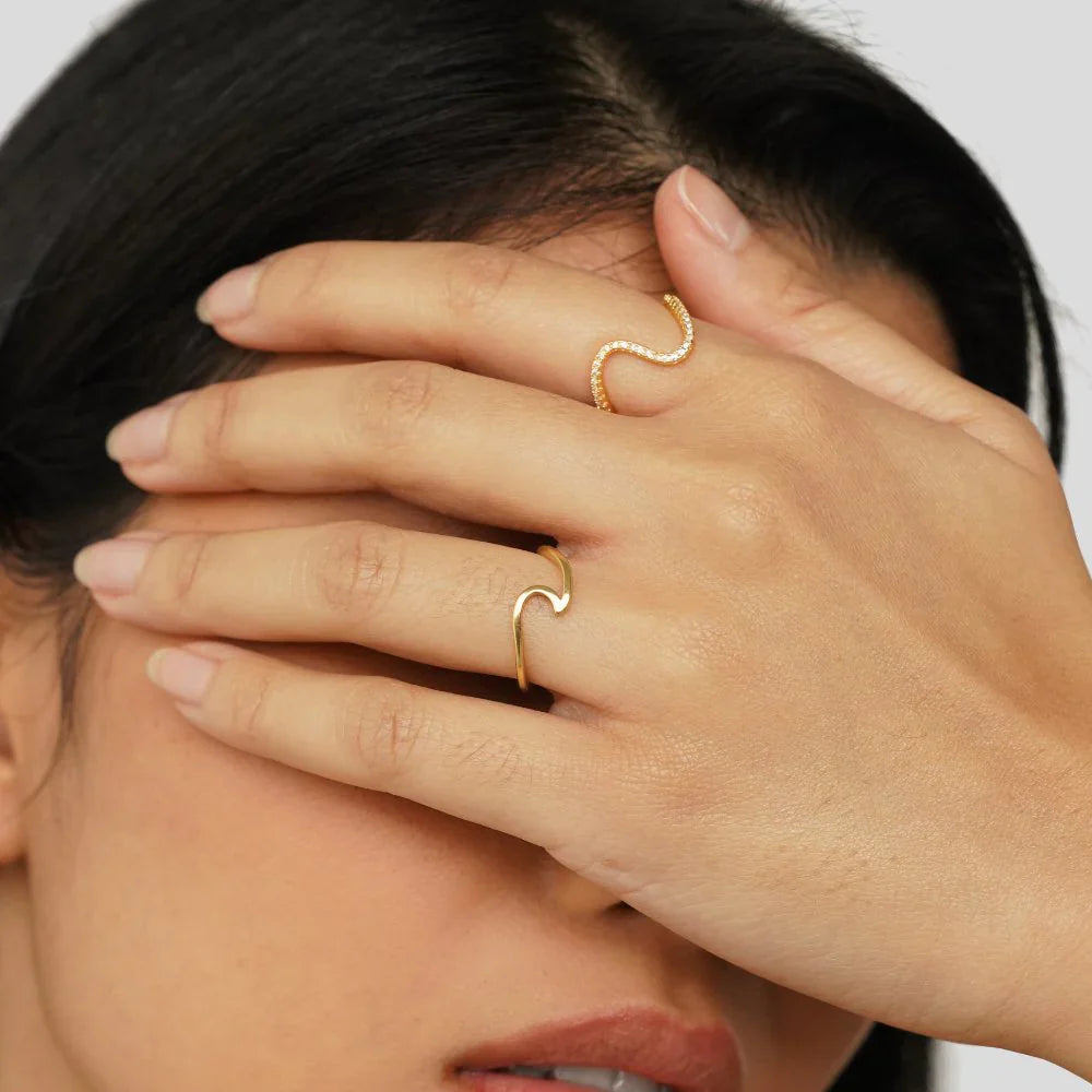 Vioraia Imari Gold Wave Ring