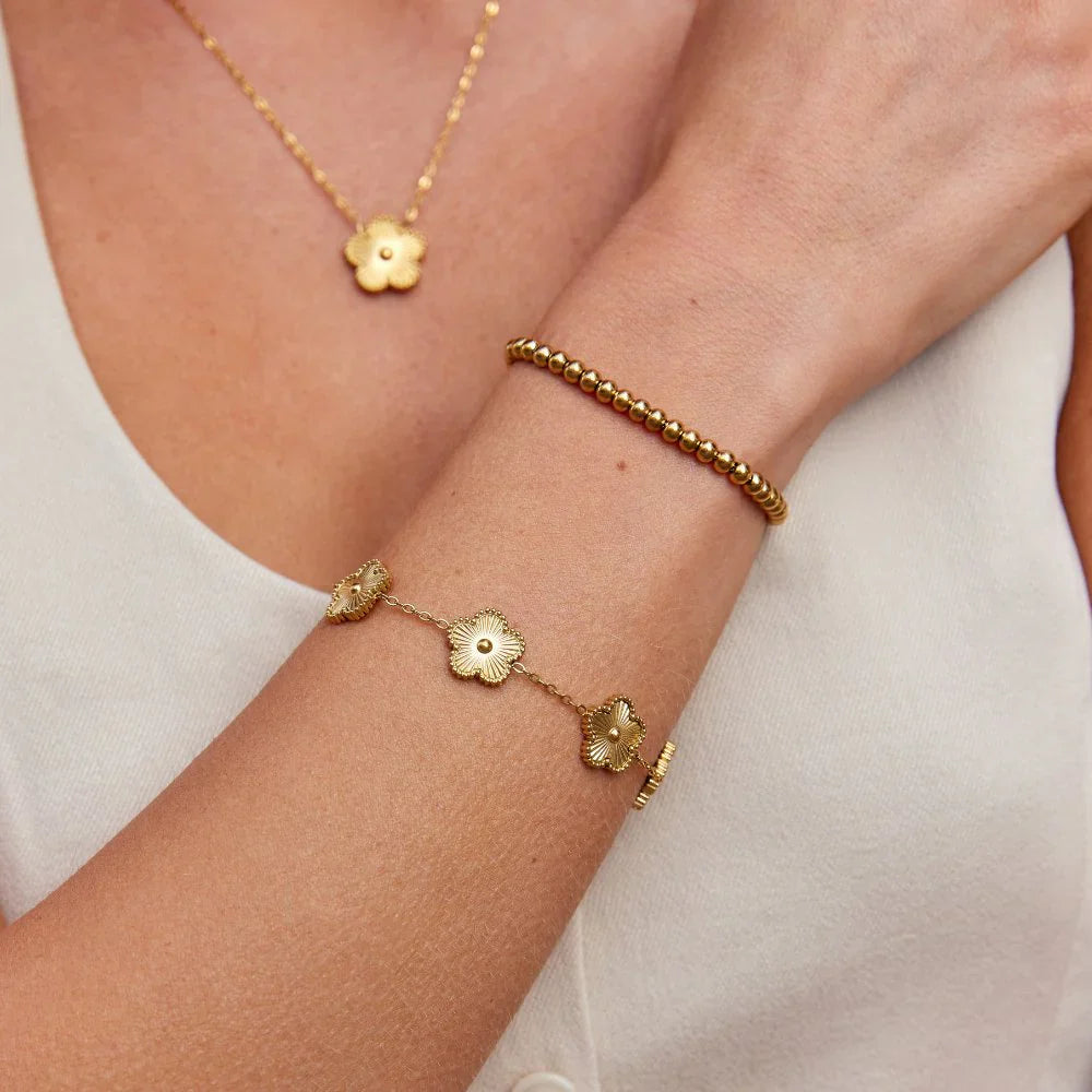 Vioraia Golden Clover Bracelet