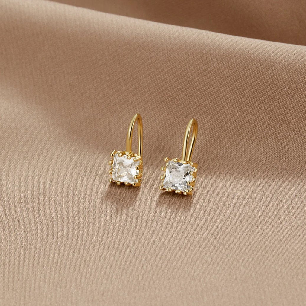 Vioraia Piper Crystal Drop Earrings