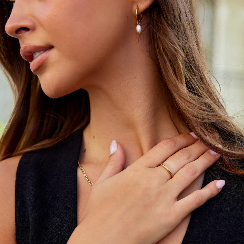 Vioraia Madison Thin Wave Ring
