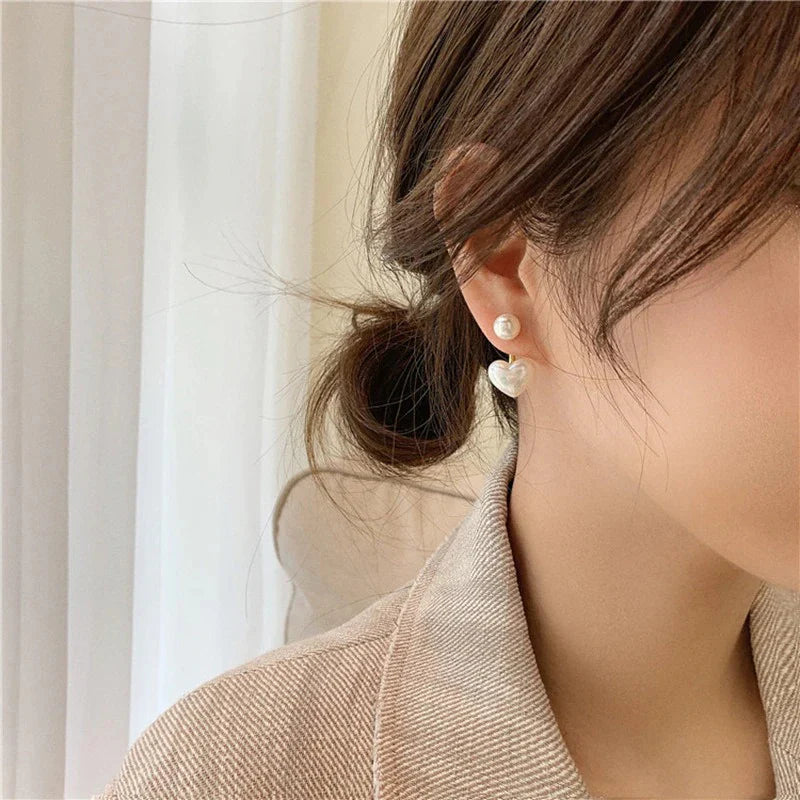 Vioraia Love Pearl Earrings