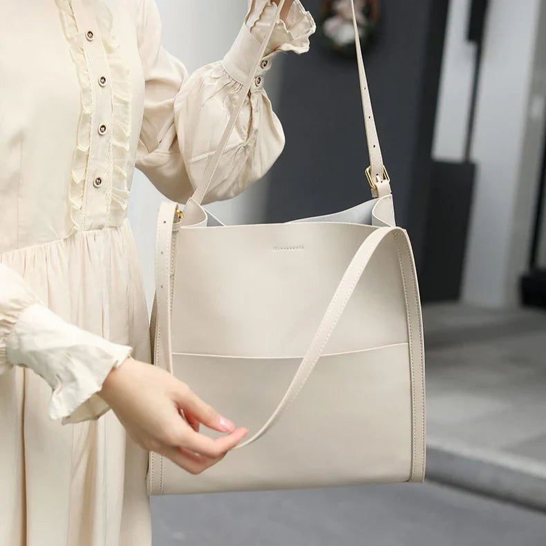 Vioraia Camila Tote Bag