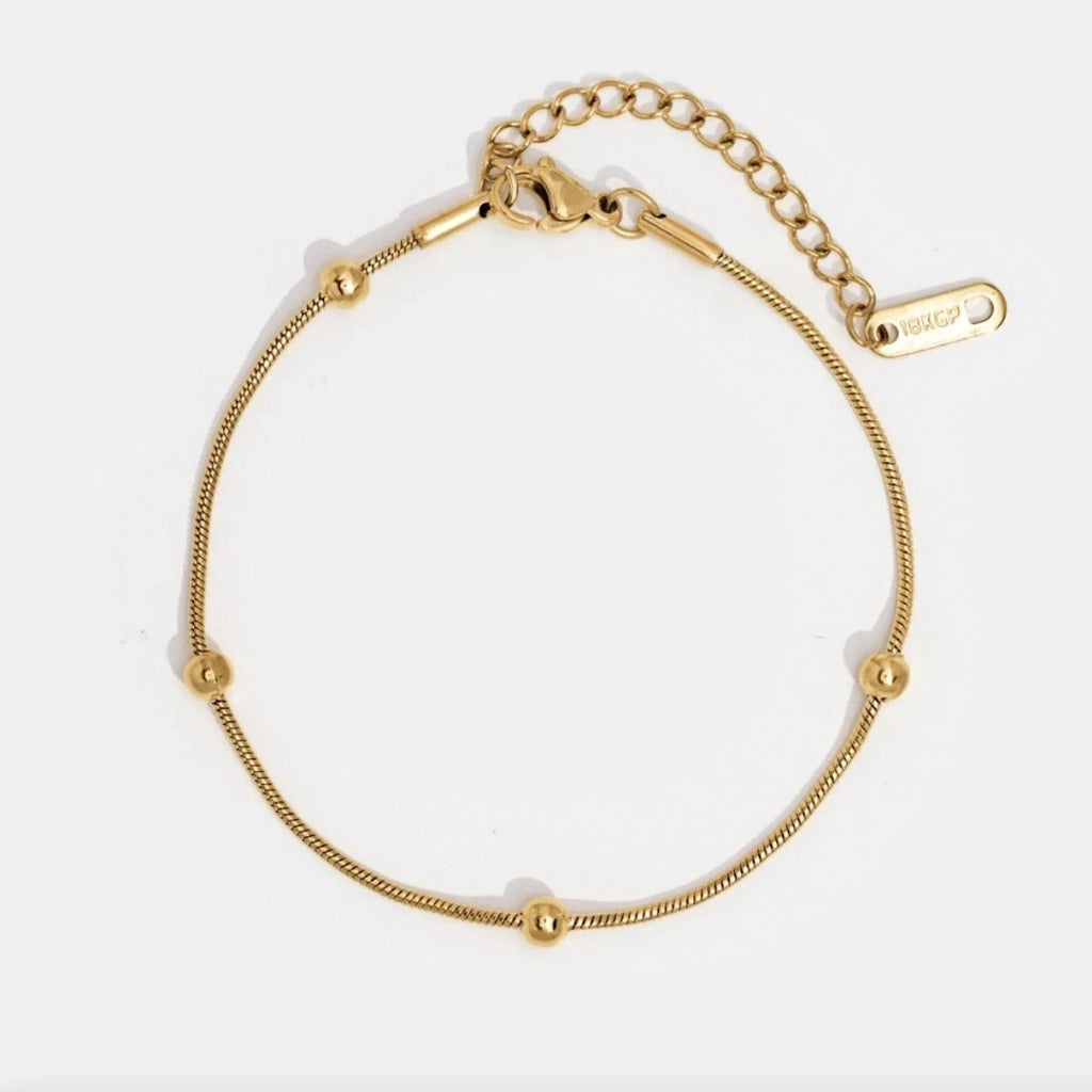 Vioraia Luna Gold Bead Bracelet